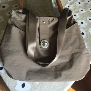 Like new Baggallini shoulder or crossbody tote bag